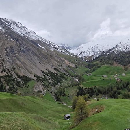 Casa Noemi Appartement Livigno Buitenkant foto