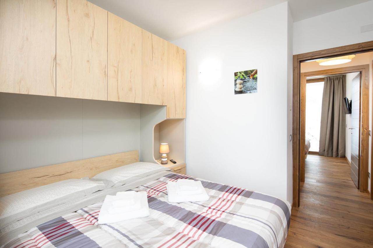 Casa Noemi Appartement Livigno Buitenkant foto