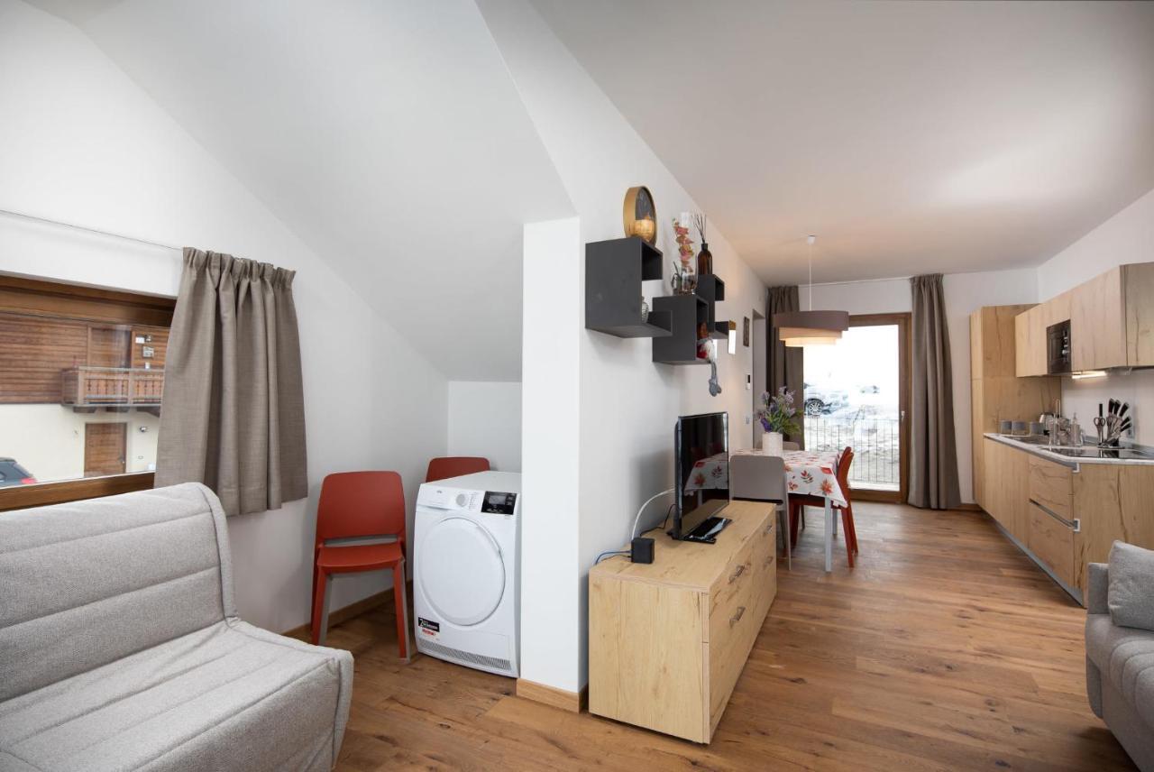 Casa Noemi Appartement Livigno Buitenkant foto